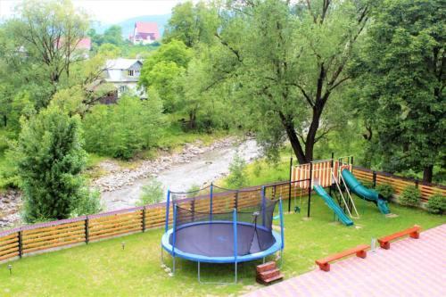 Вишиванка Dilyatyn Esterno foto